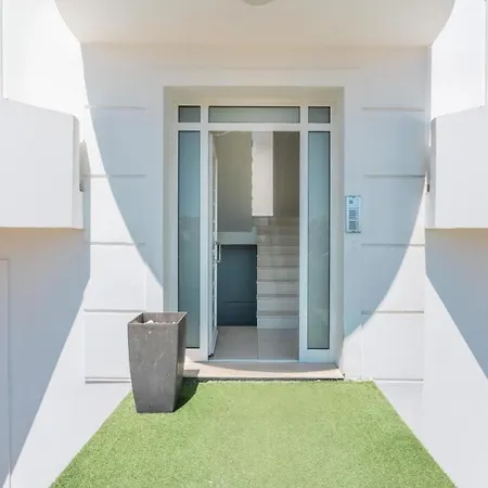 Appartement Elias With View *