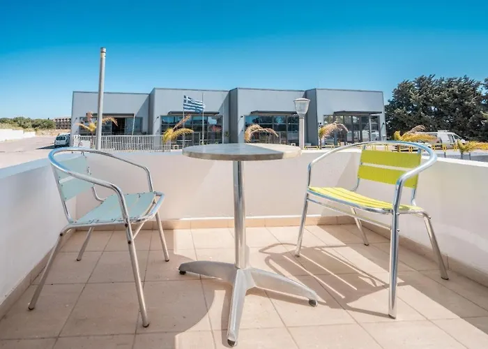 Elias With View Apartment *