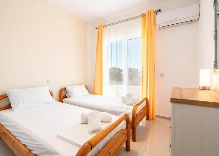 Elias With View Apartamento